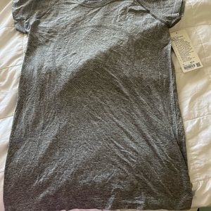 NWOT swiftly tech short sleeve